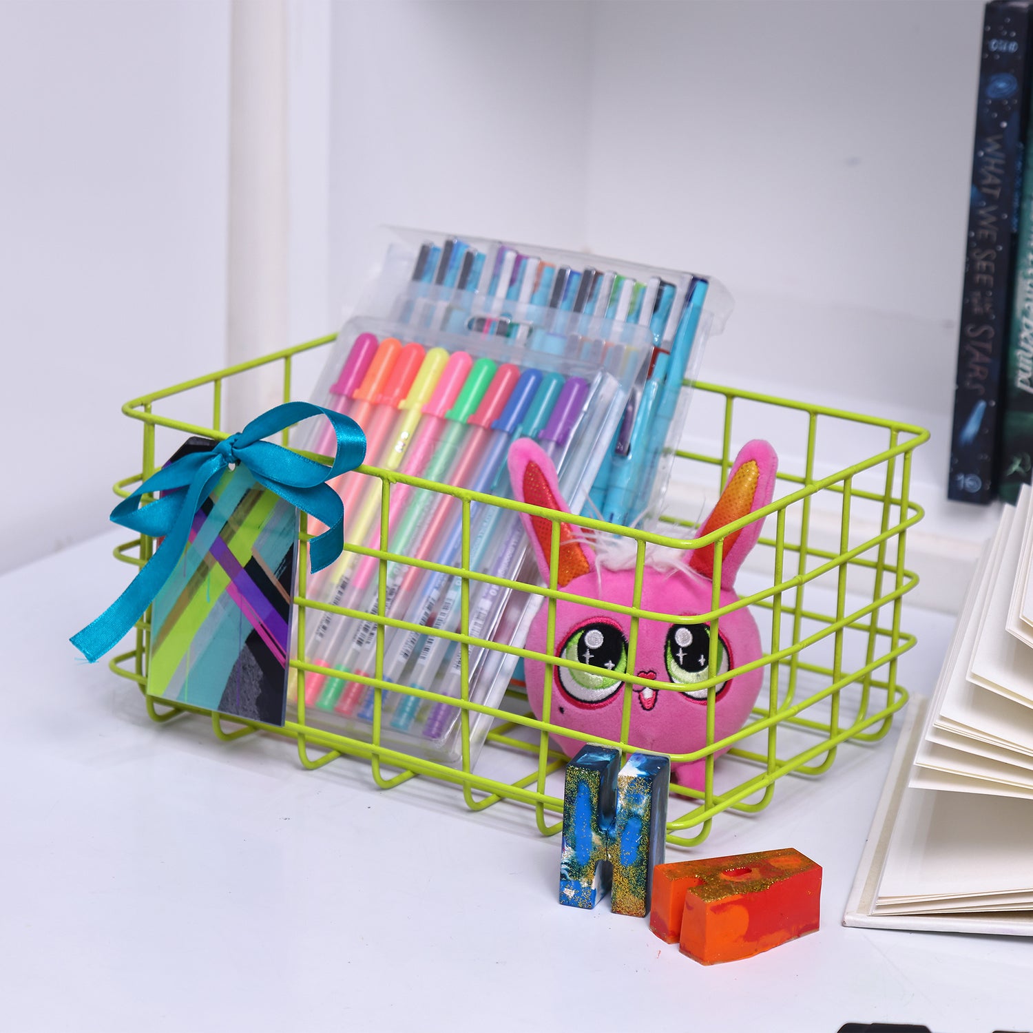 Neonness Basket