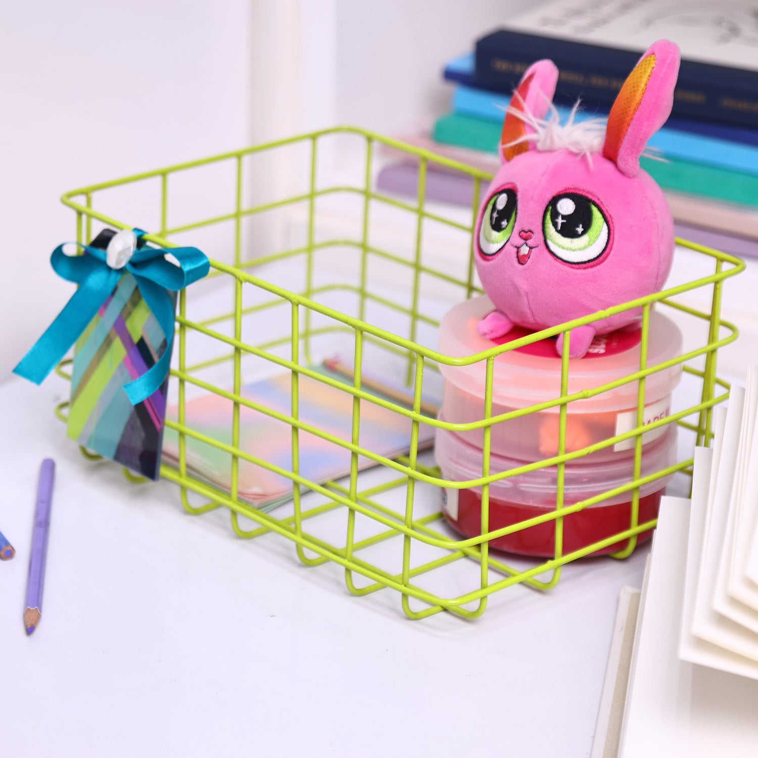 Neonness Basket