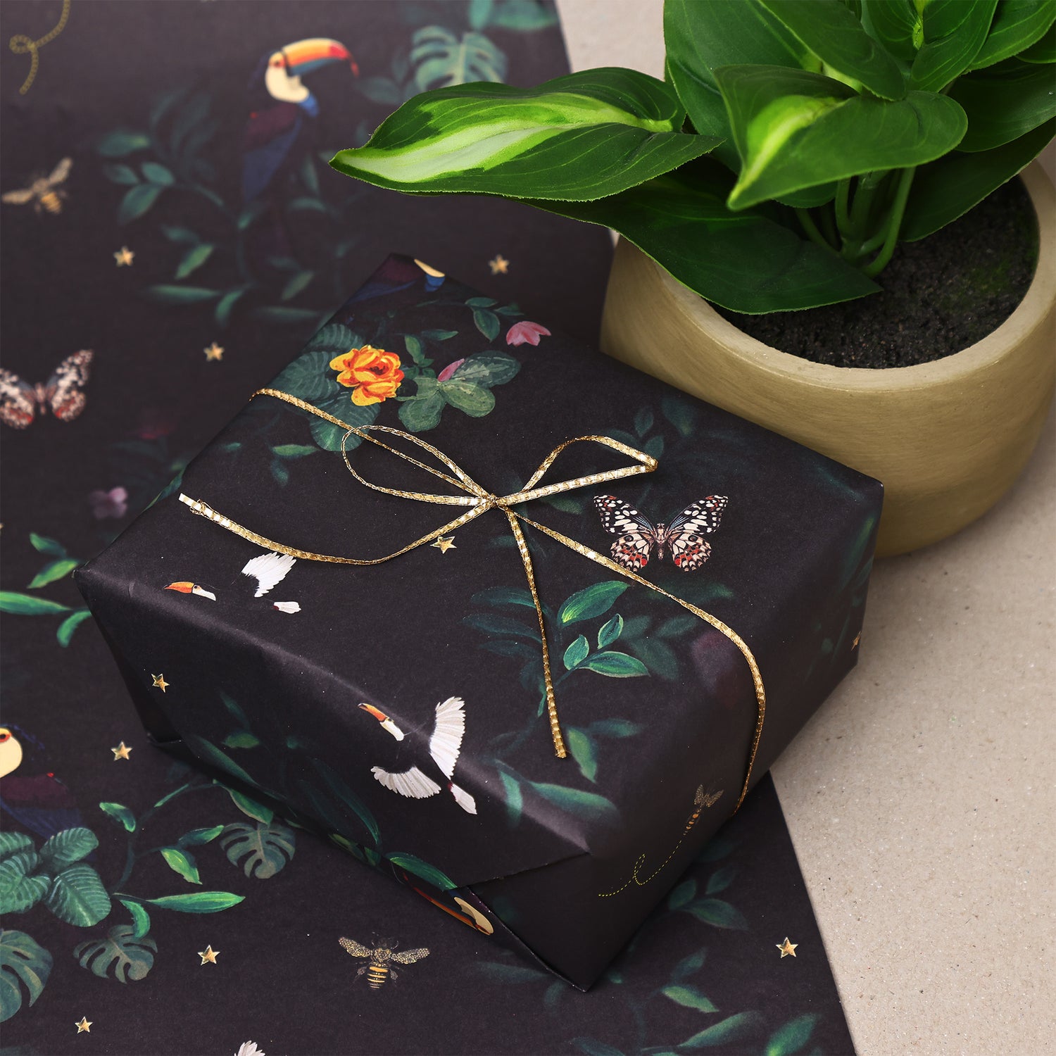 Tropical Night Wrapping Paper – Set of 10