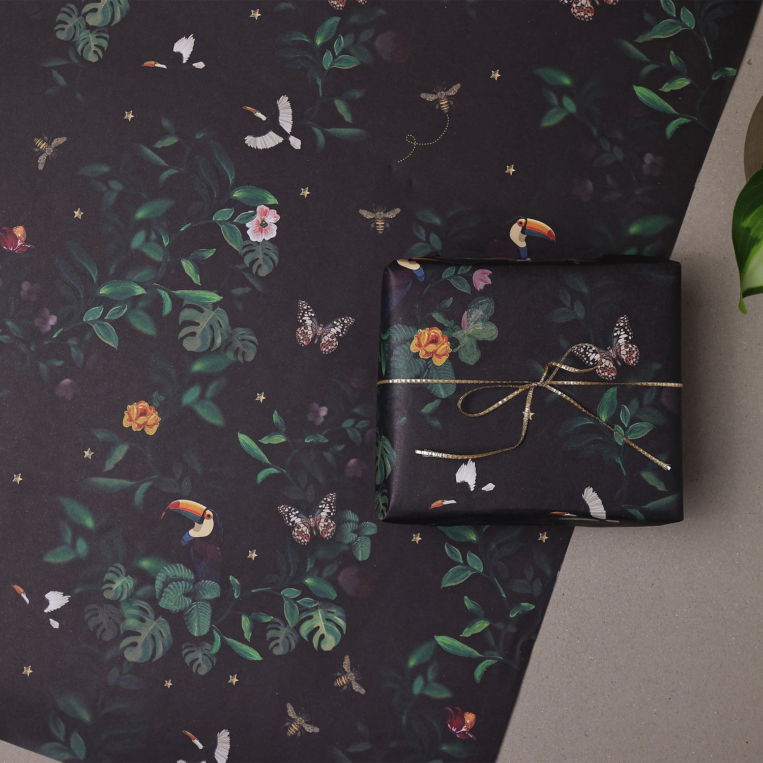 Tropical Night Wrapping Paper – Set of 10